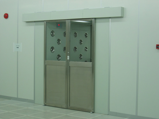 自動(dòng)門貨淋室